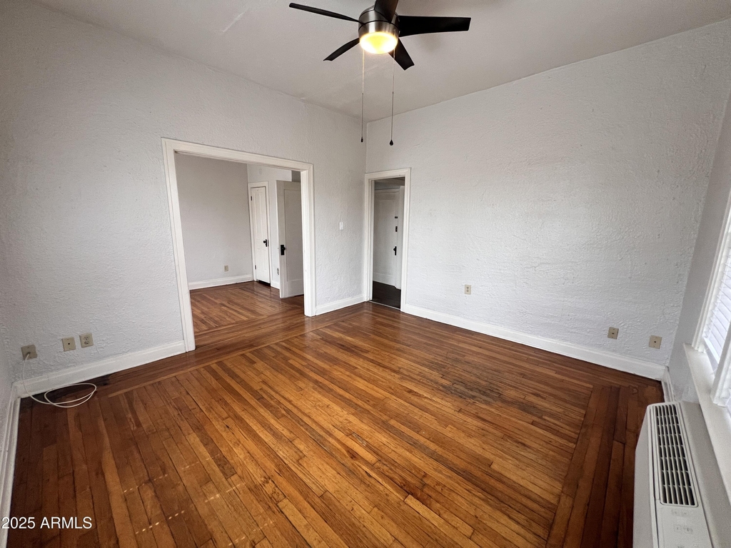 902 E Palm Lane - Photo 9