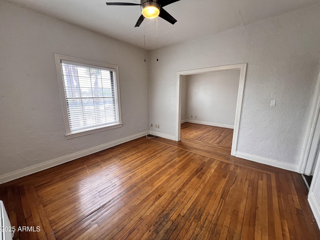 902 E Palm Lane - Photo 7