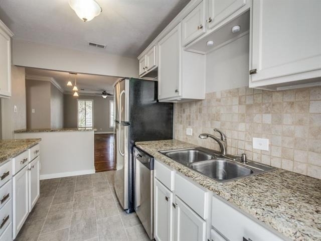 6470 Lindell Avenue - Photo 9