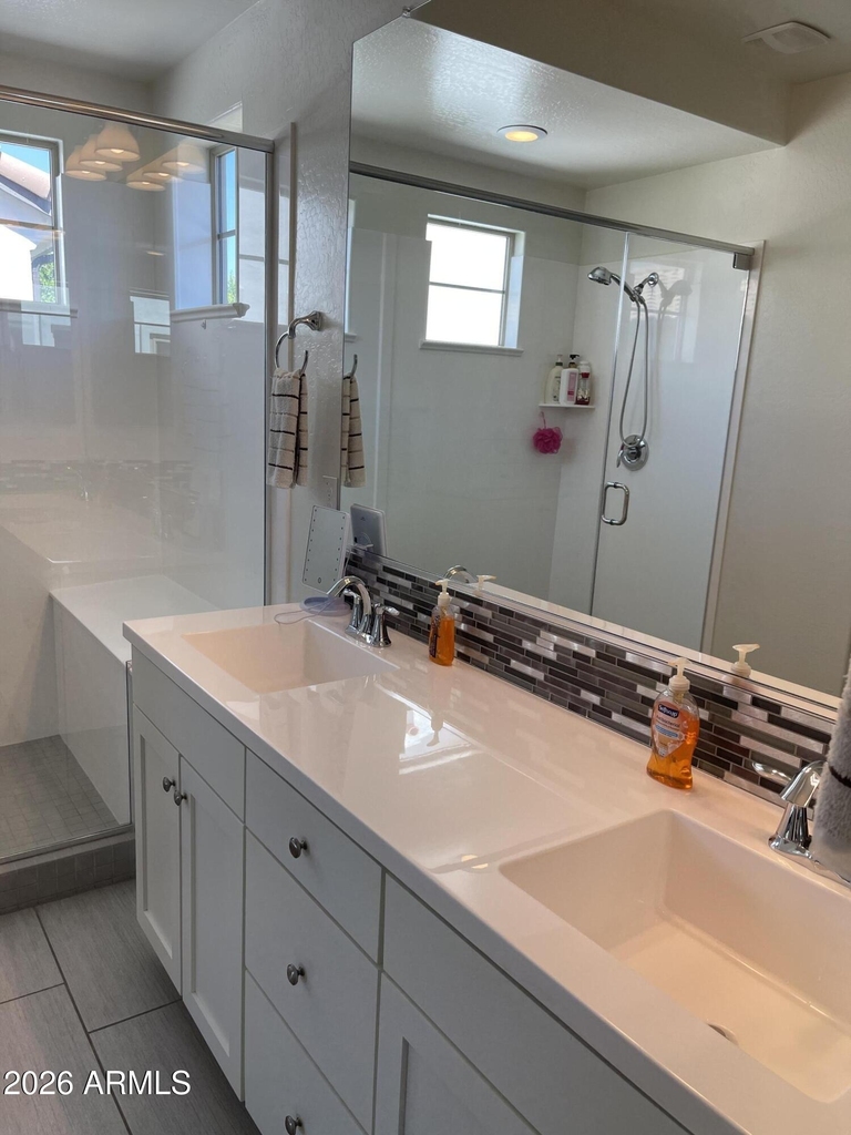 2382 W Gloria Lane - Photo 18