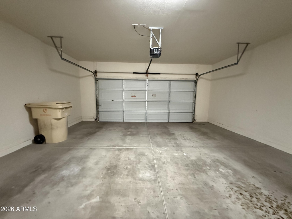 9020 W Nicolet Avenue - Photo 29