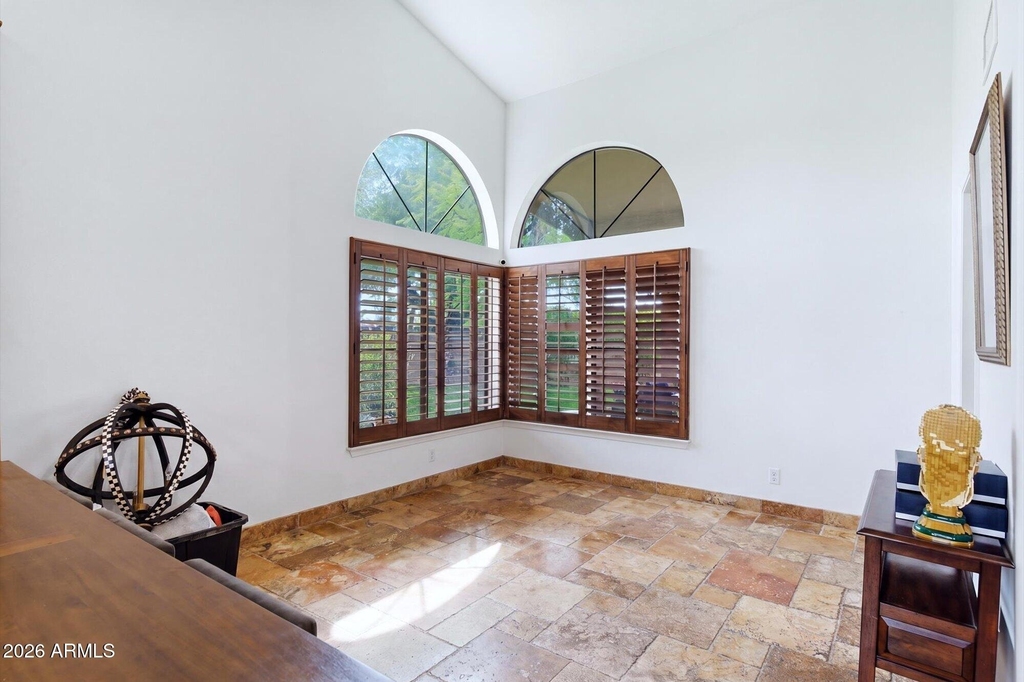 12780 N 94th Place - Photo 2