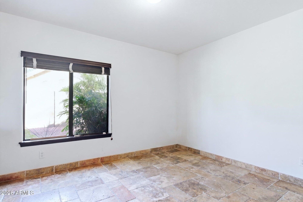 12780 N 94th Place - Photo 18