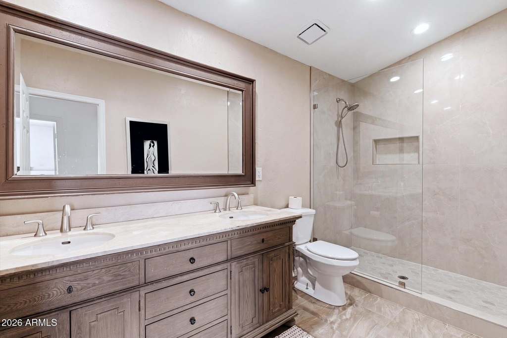 12780 N 94th Place - Photo 15