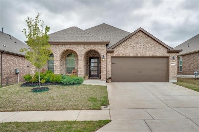 2937 Log Cabin Drive - Photo 0