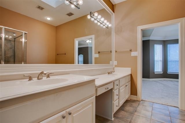 3951 N Hall Street - Photo 24