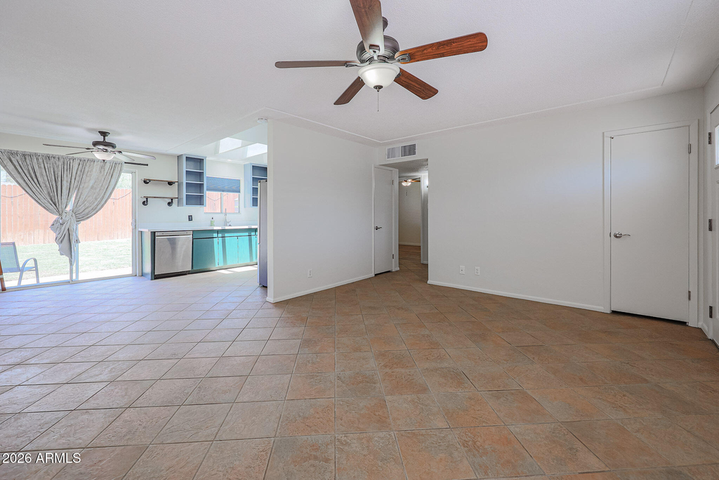 9854 N 1st Street - Photo 10