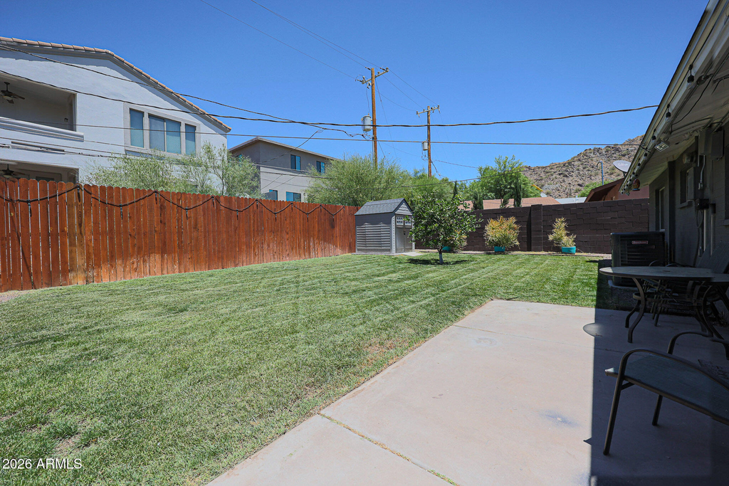 9854 N 1st Street - Photo 18