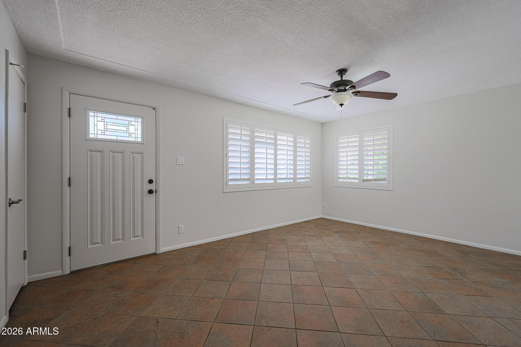 9854 N 1st Street - Photo 11