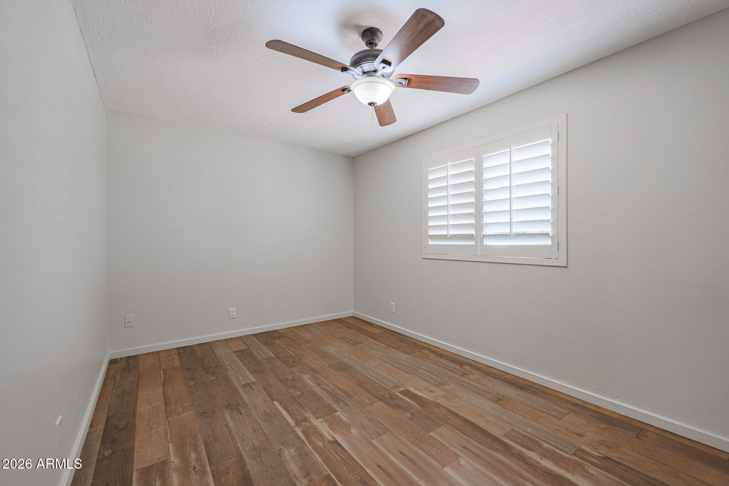 9854 N 1st Street - Photo 12