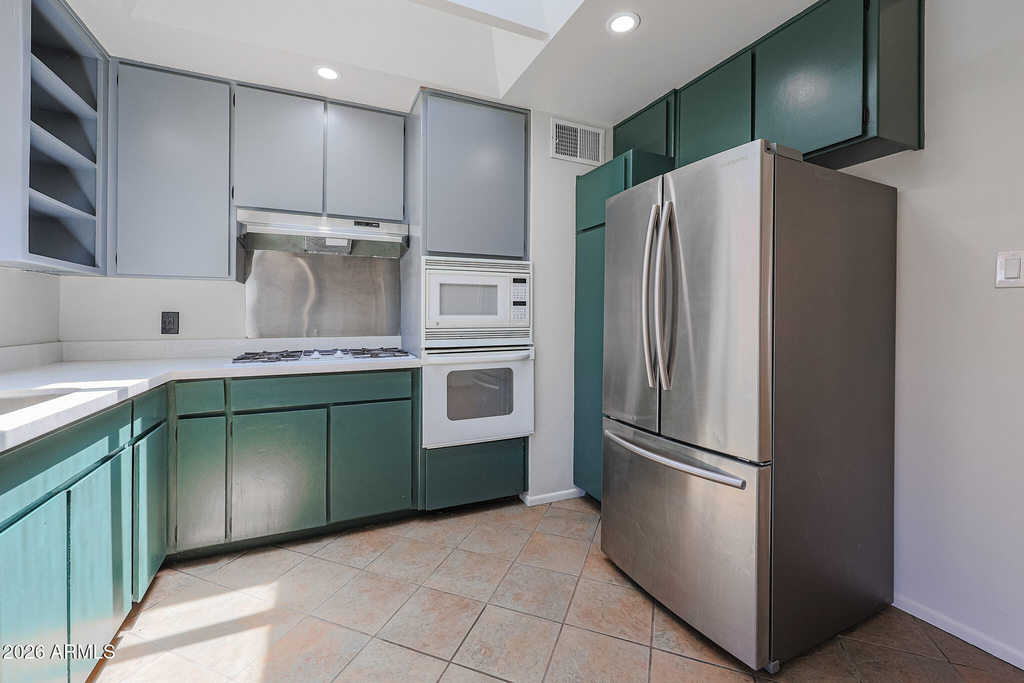 9854 N 1st Street - Photo 4