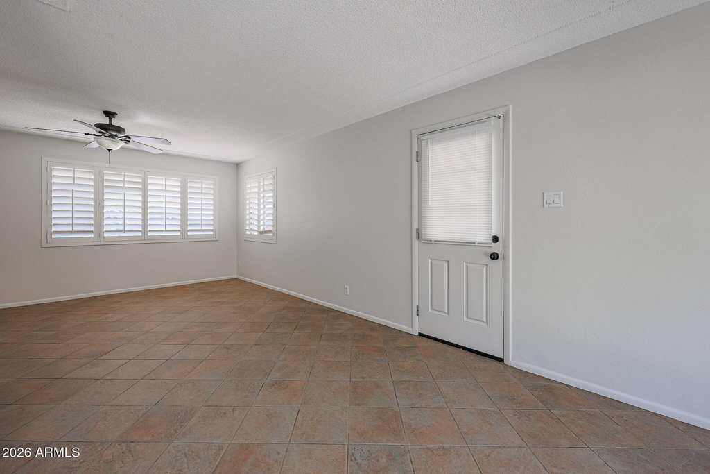 9854 N 1st Street - Photo 8