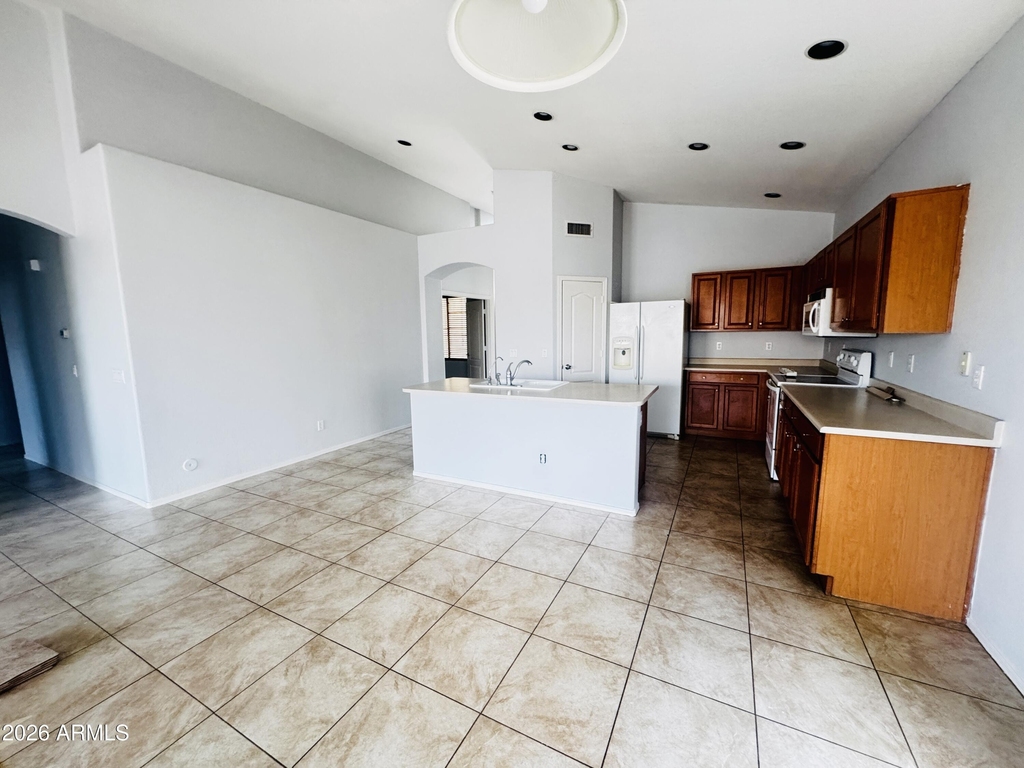 3560 E Feather Avenue - Photo 7
