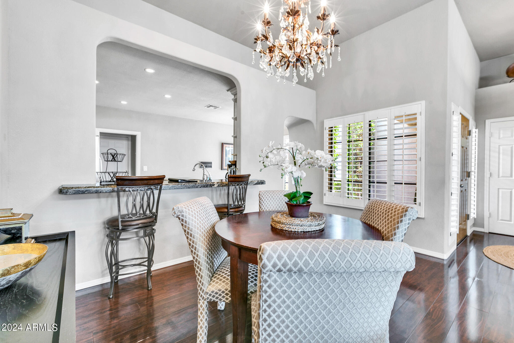 8889 E Meadow Hill Drive - Photo 5