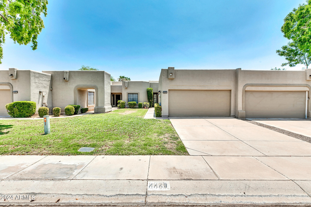 8889 E Meadow Hill Drive - Photo 1