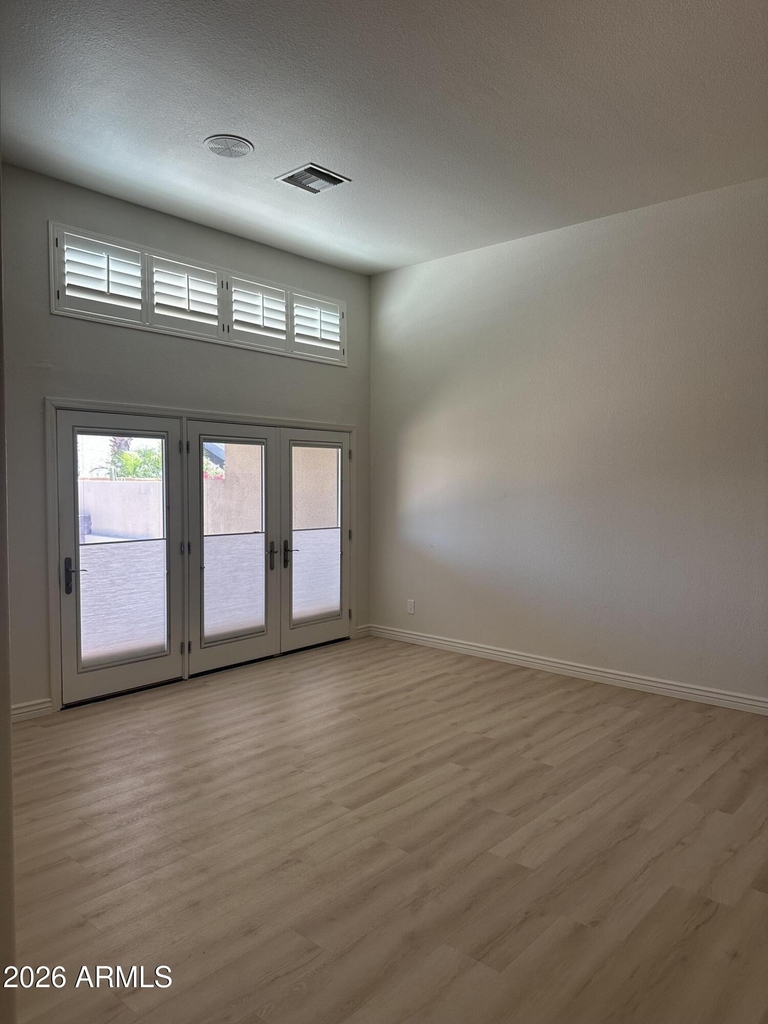 8889 E Meadow Hill Drive - Photo 32