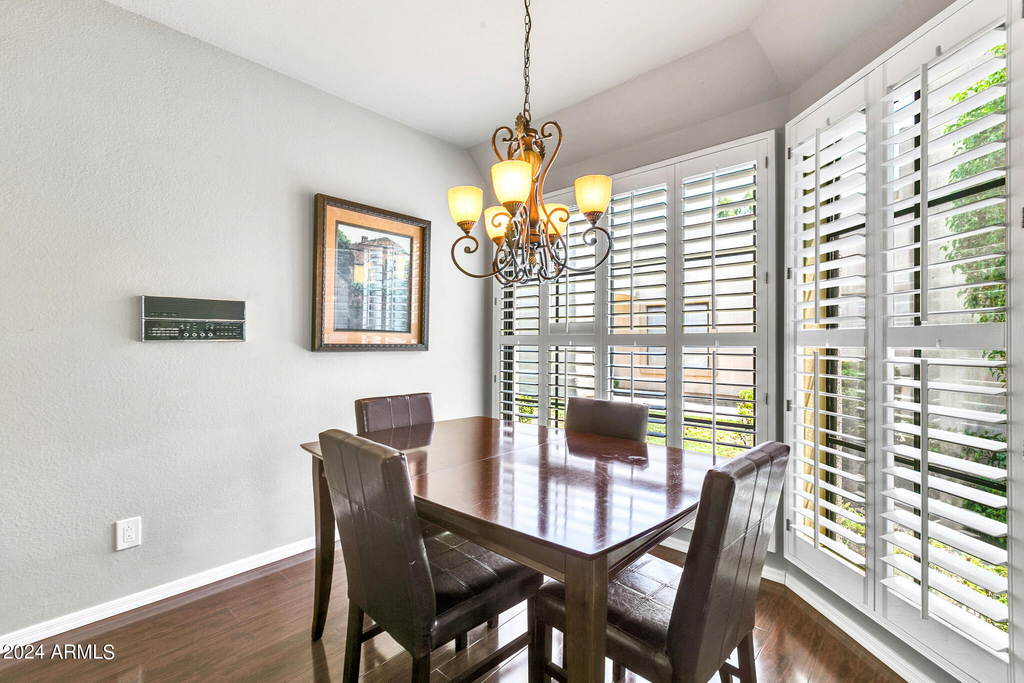 8889 E Meadow Hill Drive - Photo 3