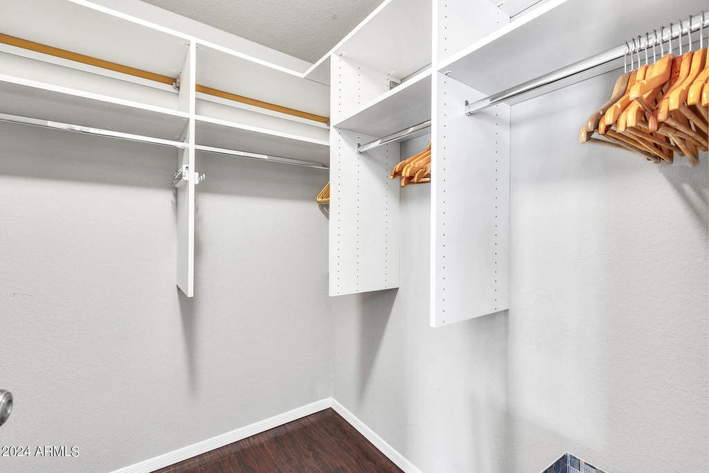 8889 E Meadow Hill Drive - Photo 17