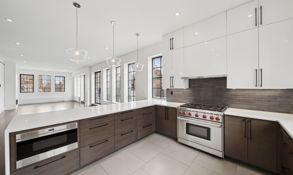 East 80th Street - Photo 3