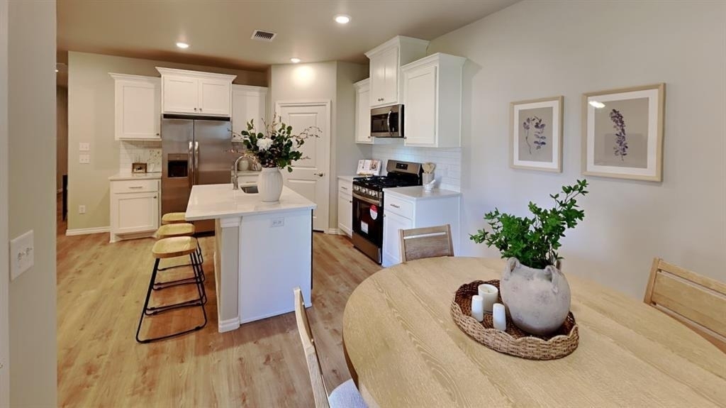 7020 Labelle Drive - Photo 8