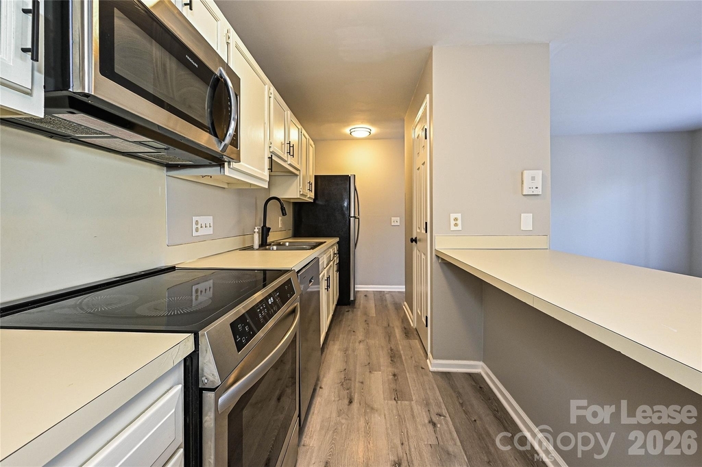 6156 Meadow Rose Lane - Photo 9