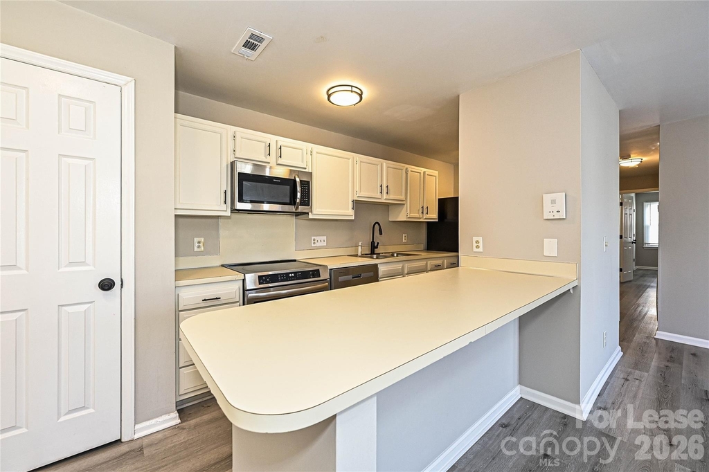 6156 Meadow Rose Lane - Photo 7
