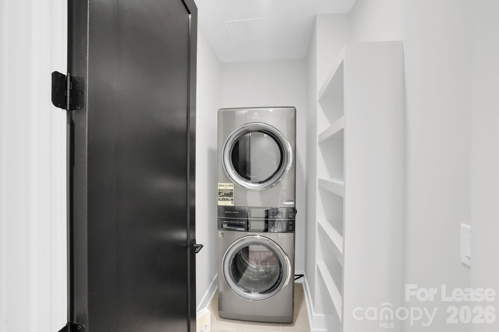 142 Mattoon Street - Photo 23