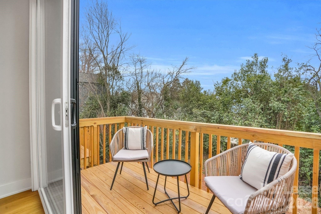 142 Mattoon Street - Photo 20