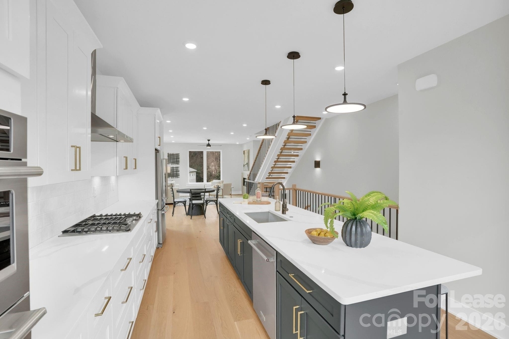 142 Mattoon Street - Photo 18