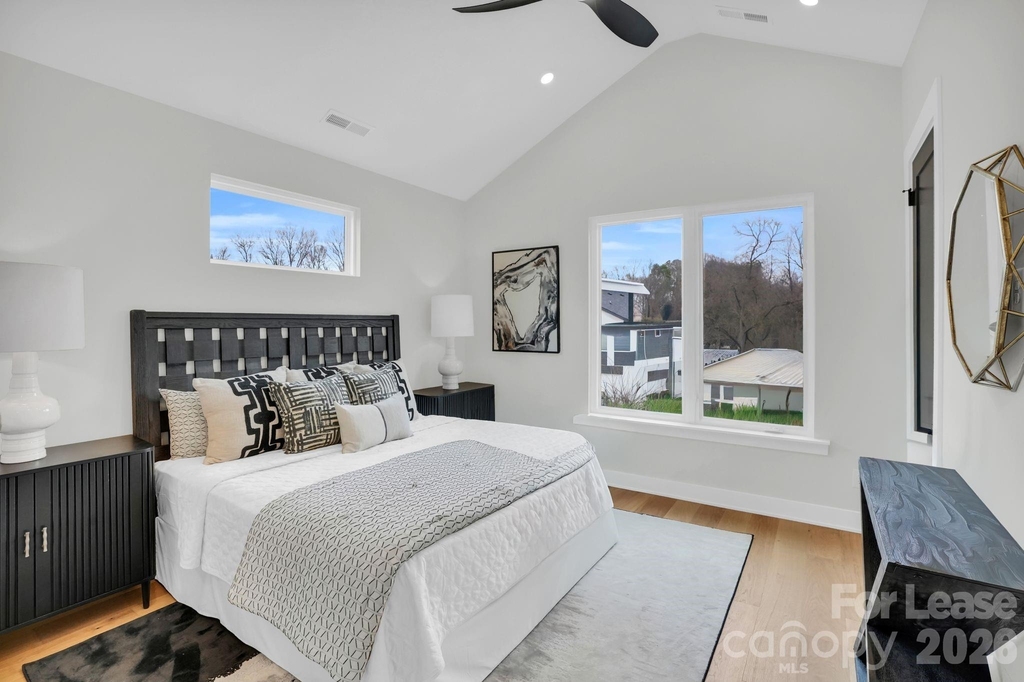 142 Mattoon Street - Photo 31