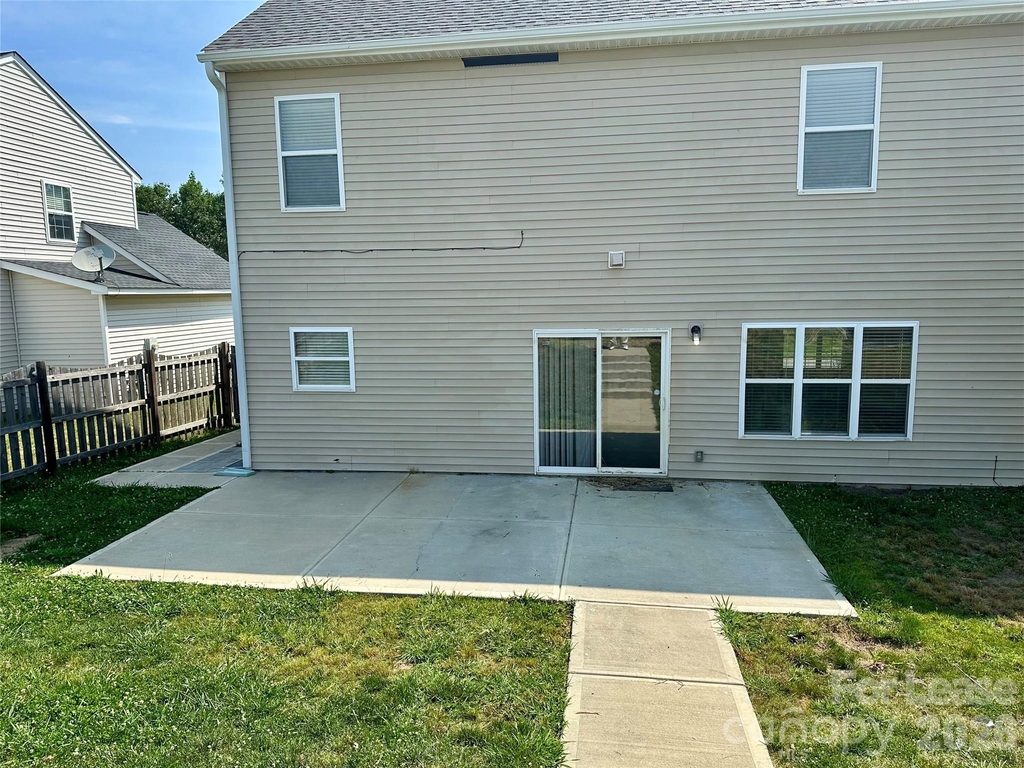 8227 Belmont Stables Drive - Photo 39
