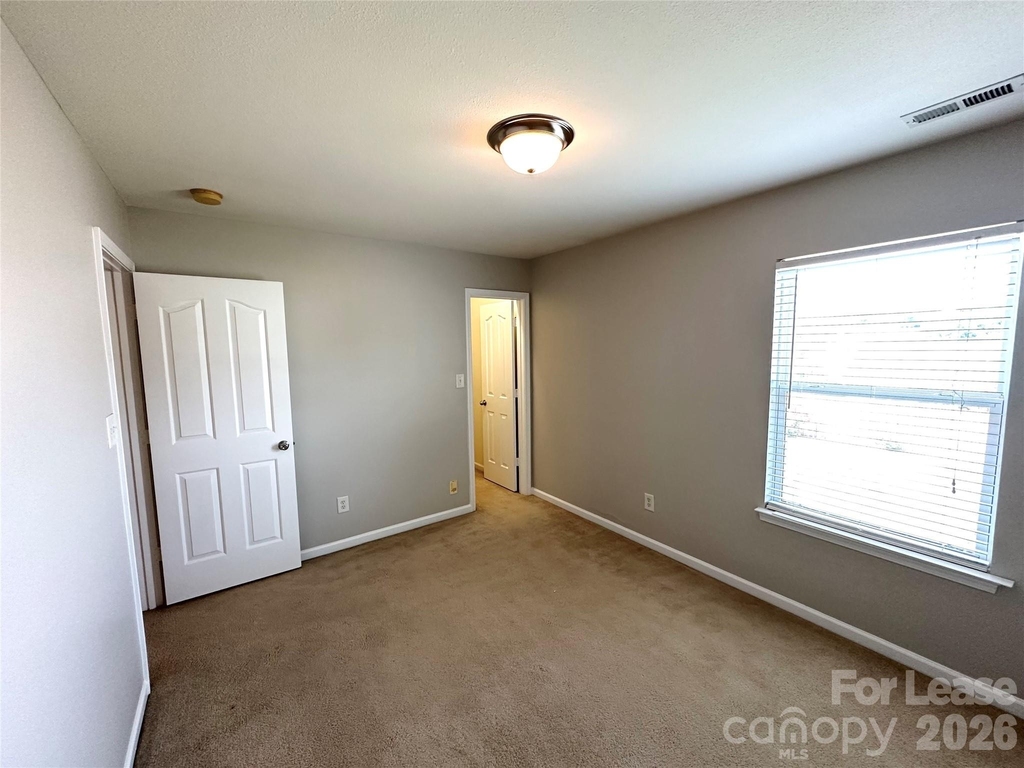 8227 Belmont Stables Drive - Photo 27