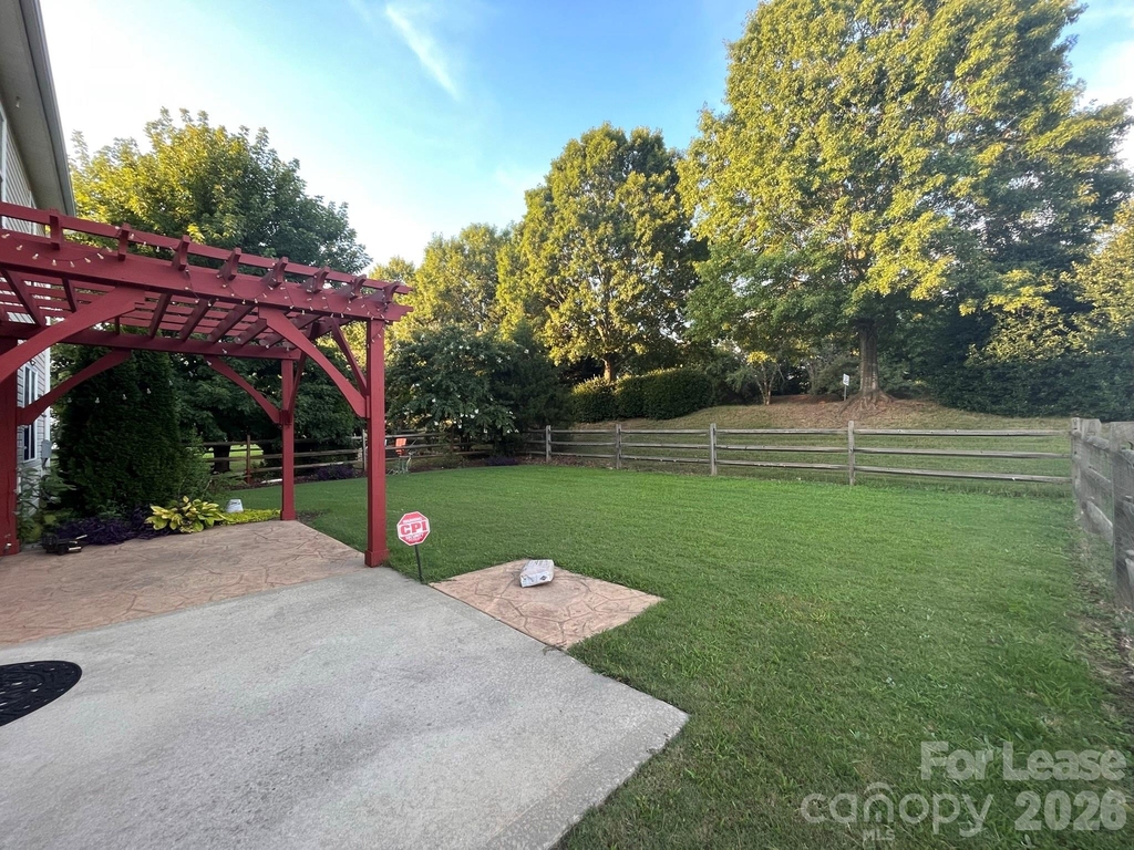 17508 Westmill Lane - Photo 16