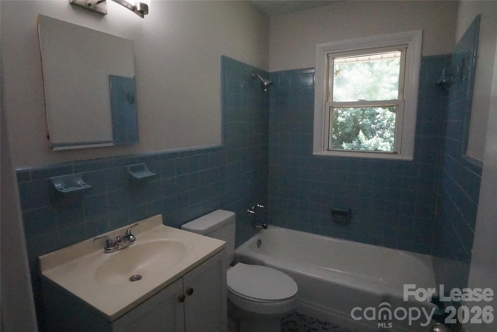 130 31st Avenue Nw - Photo 5