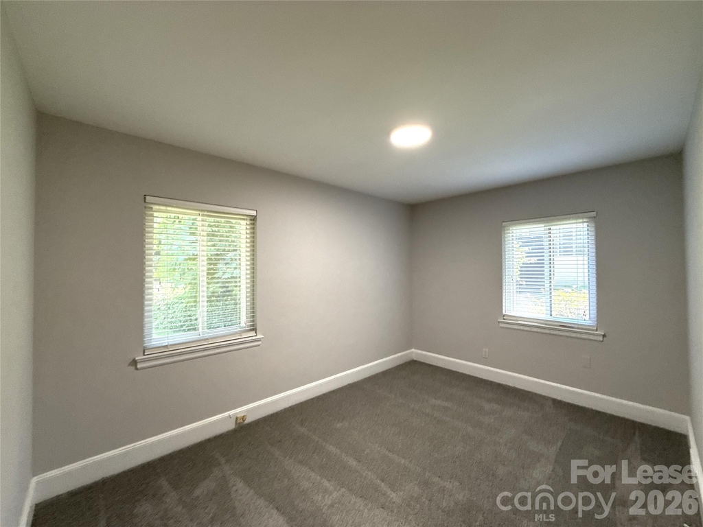 932 Hickory Nut Street - Photo 13