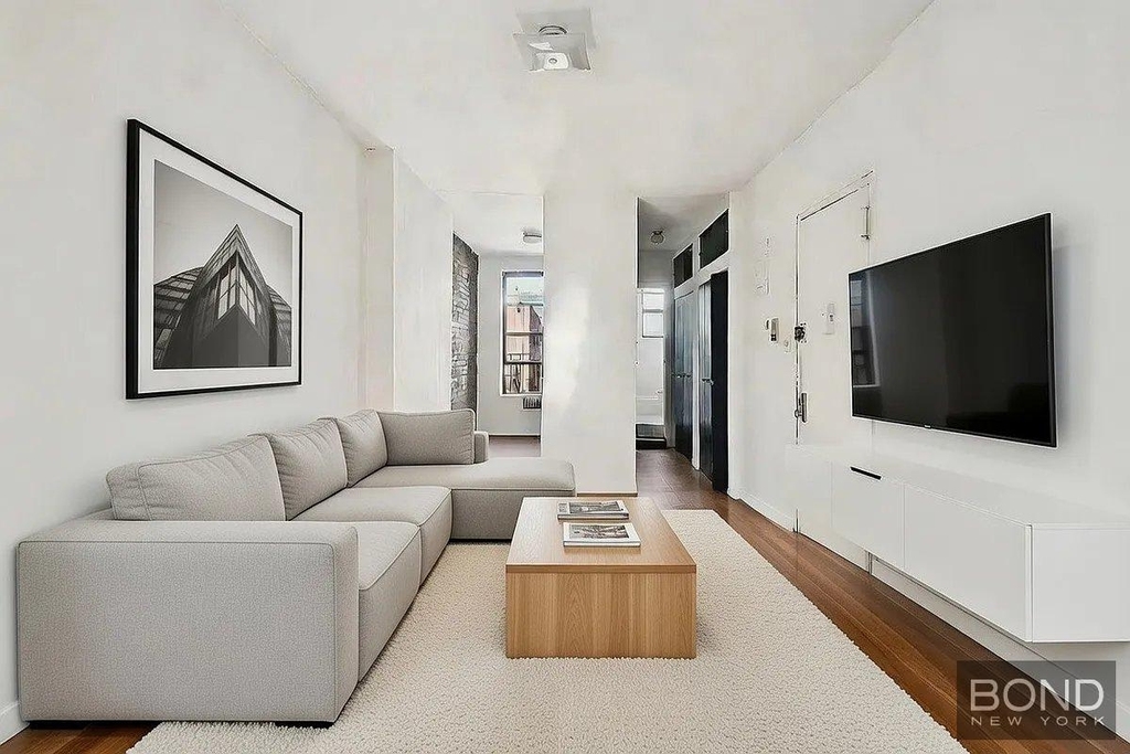 323A East 89th Street - Photo 1