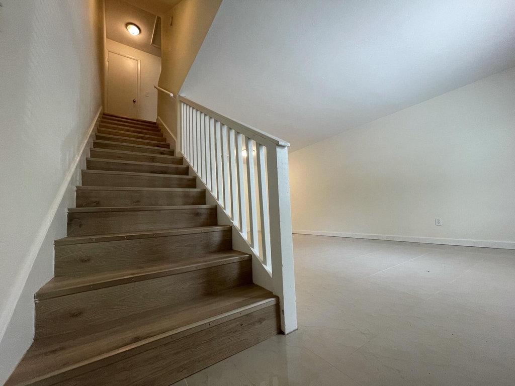 1231 Sw 61st Terrace - Photo 8