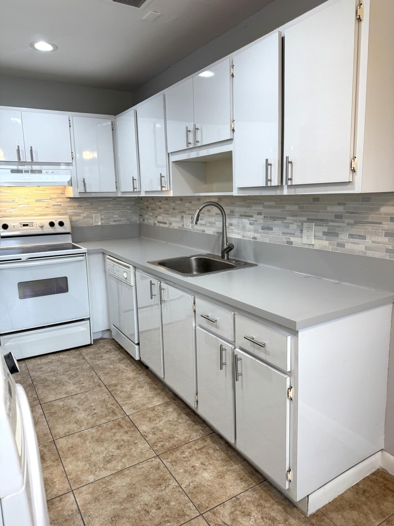 1100 Boxwood Drive - Photo 20