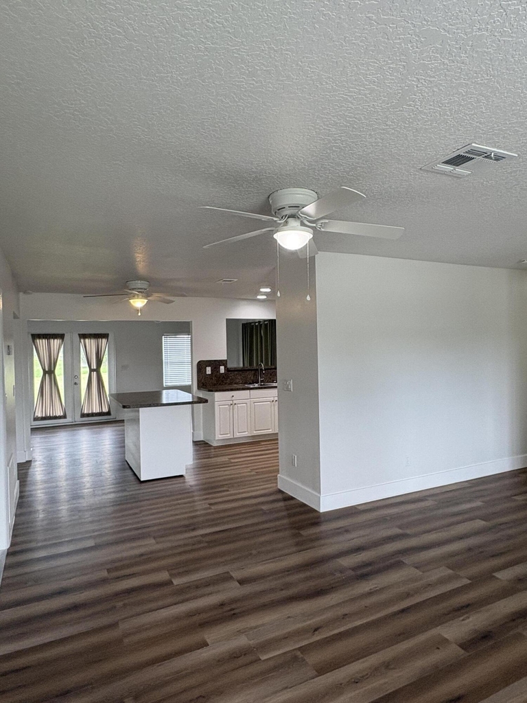 285 Ne Floresta Drive - Photo 6