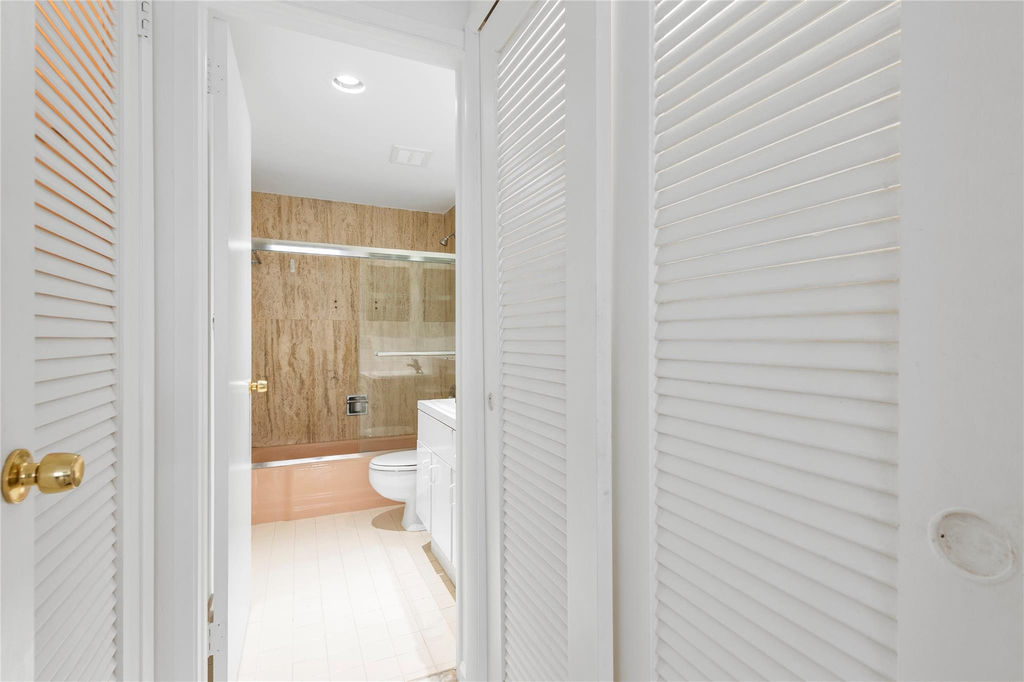 3800 Galt Ocean Drive - Photo 19