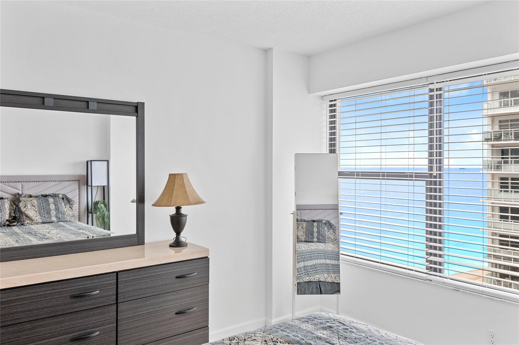 3800 Galt Ocean Drive - Photo 9