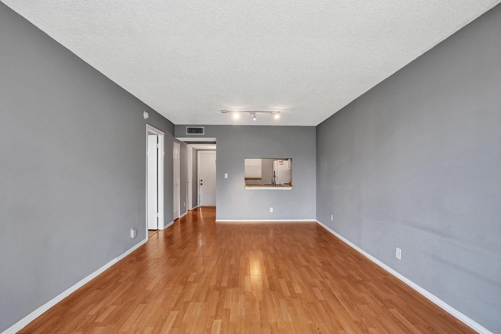 9460 Poinciana Place - Photo 9