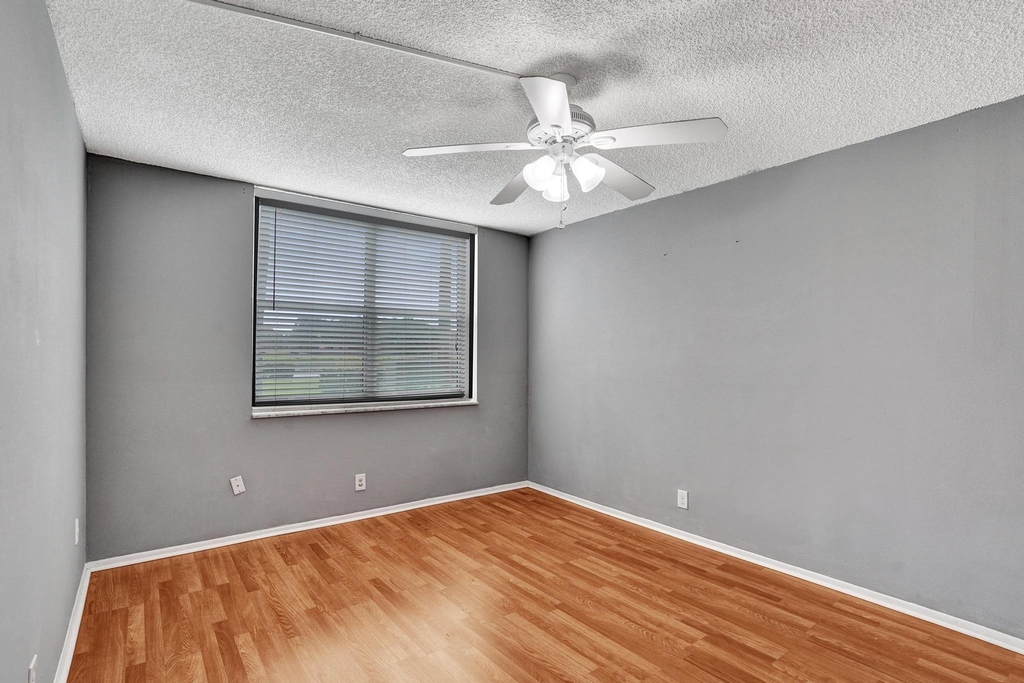 9460 Poinciana Place - Photo 11