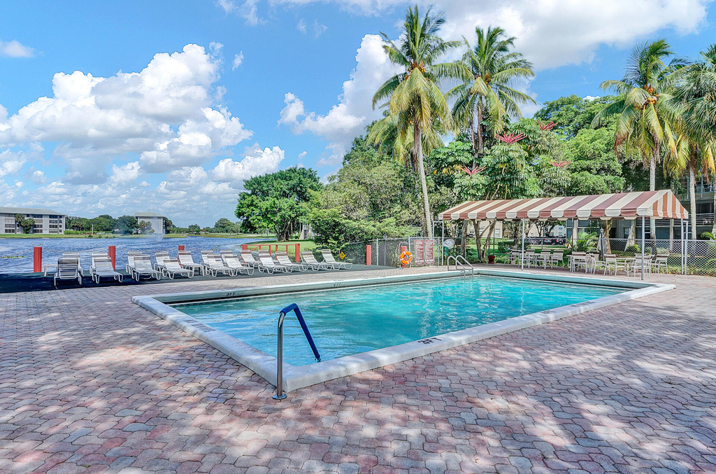 9460 Poinciana Place - Photo 22