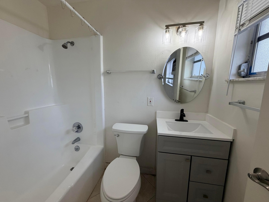 5174 Ne 6th Avenue - Photo 8