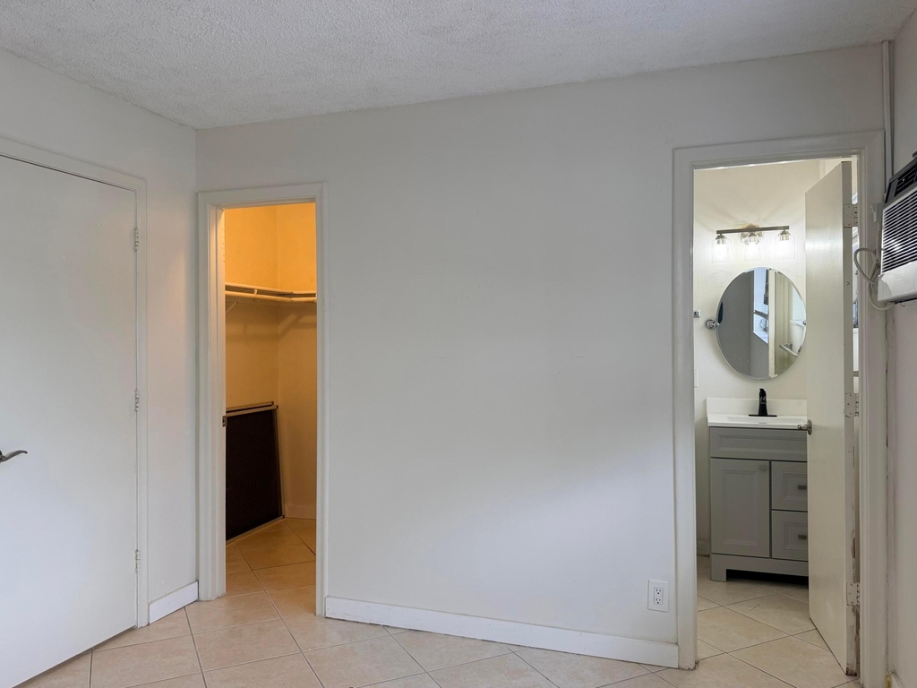 5174 Ne 6th Avenue - Photo 4