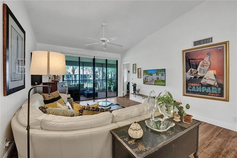 7533 Glendevon Lane - Photo 13