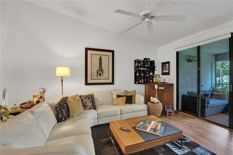 7533 Glendevon Lane - Photo 14