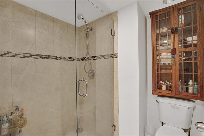 7533 Glendevon Lane - Photo 32