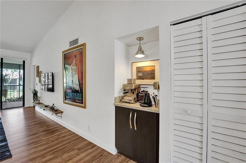 7533 Glendevon Lane - Photo 10